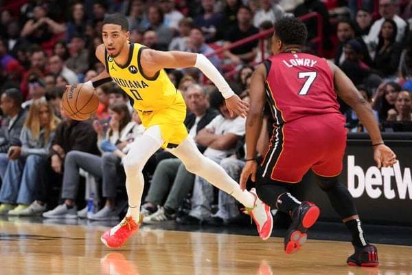 哈利伯顿助攻创新高纪录,步行者团队篮球击溃奇才  哈利伯顿助攻创新高纪录,步行者团队篮球击溃奇才